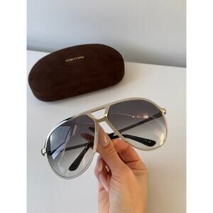 NEW Tom Ford FT1060 Xavier Aviator Sunglasses Silver